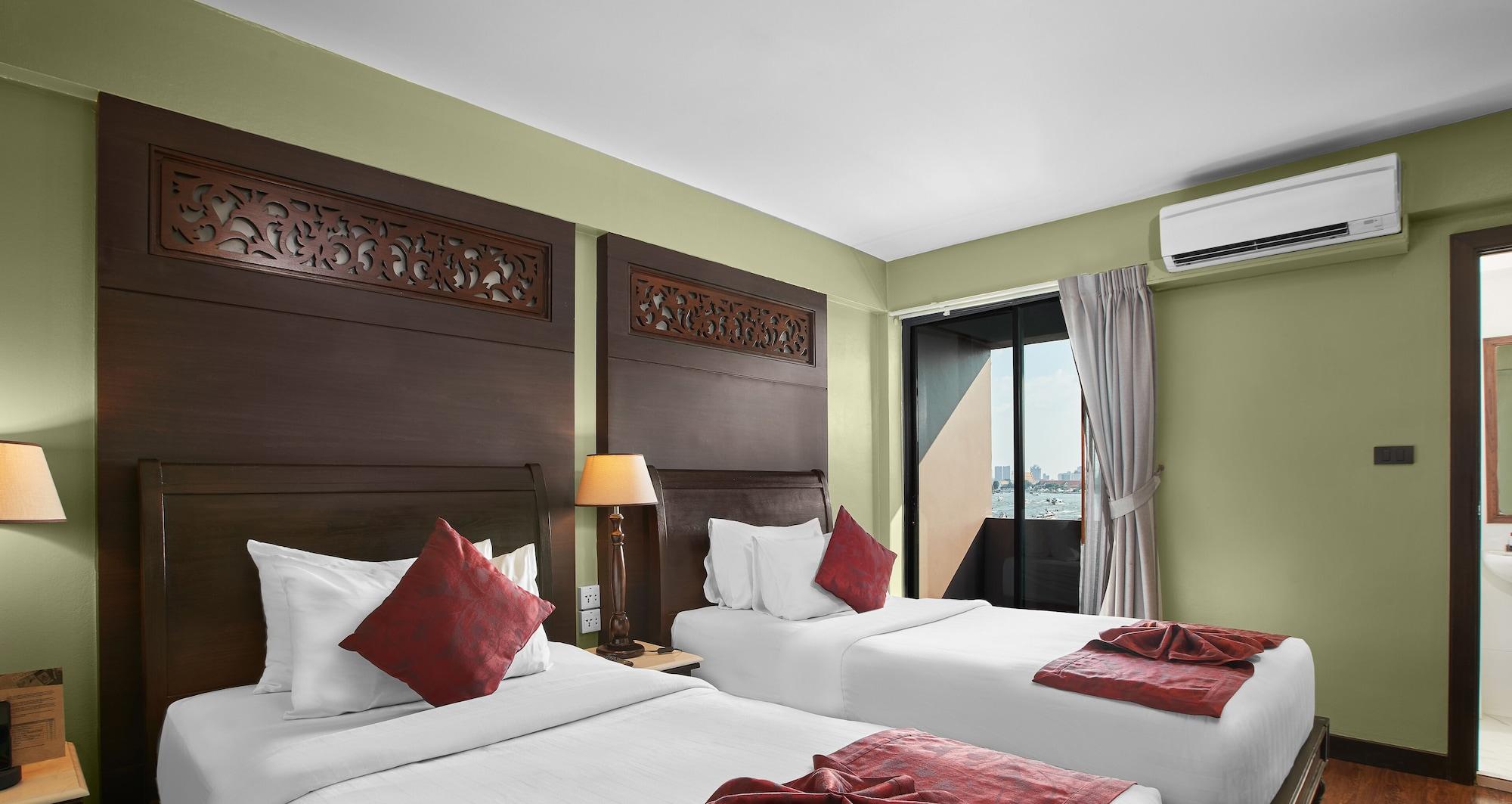 Baan Wanglang Riverside, Бангкок Экстерьер фото